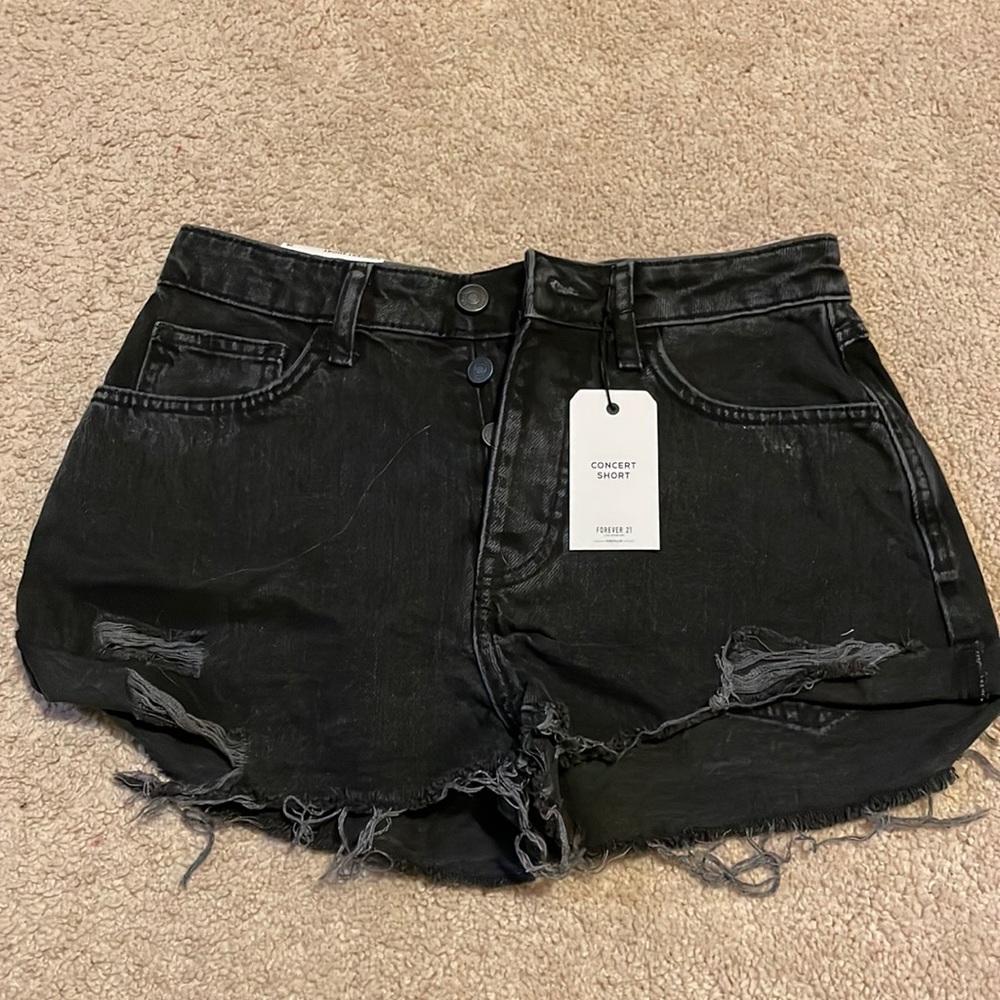 Black shorts “concert short”